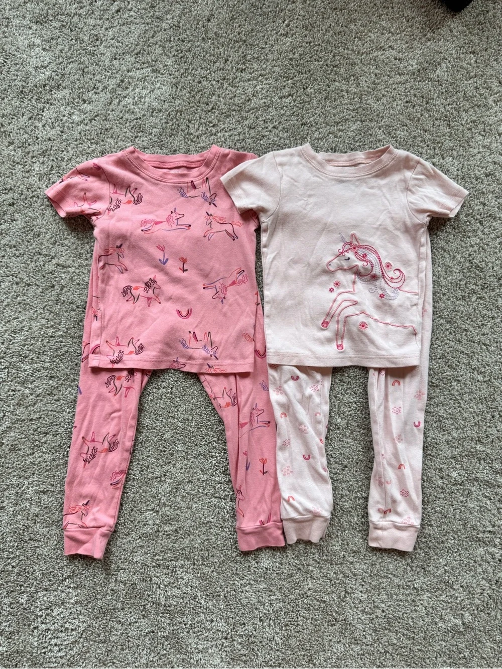Carter’s Girls Unicorn Pajama Set Size 4T Pink 2 Pack Pink Unicorn pajamas